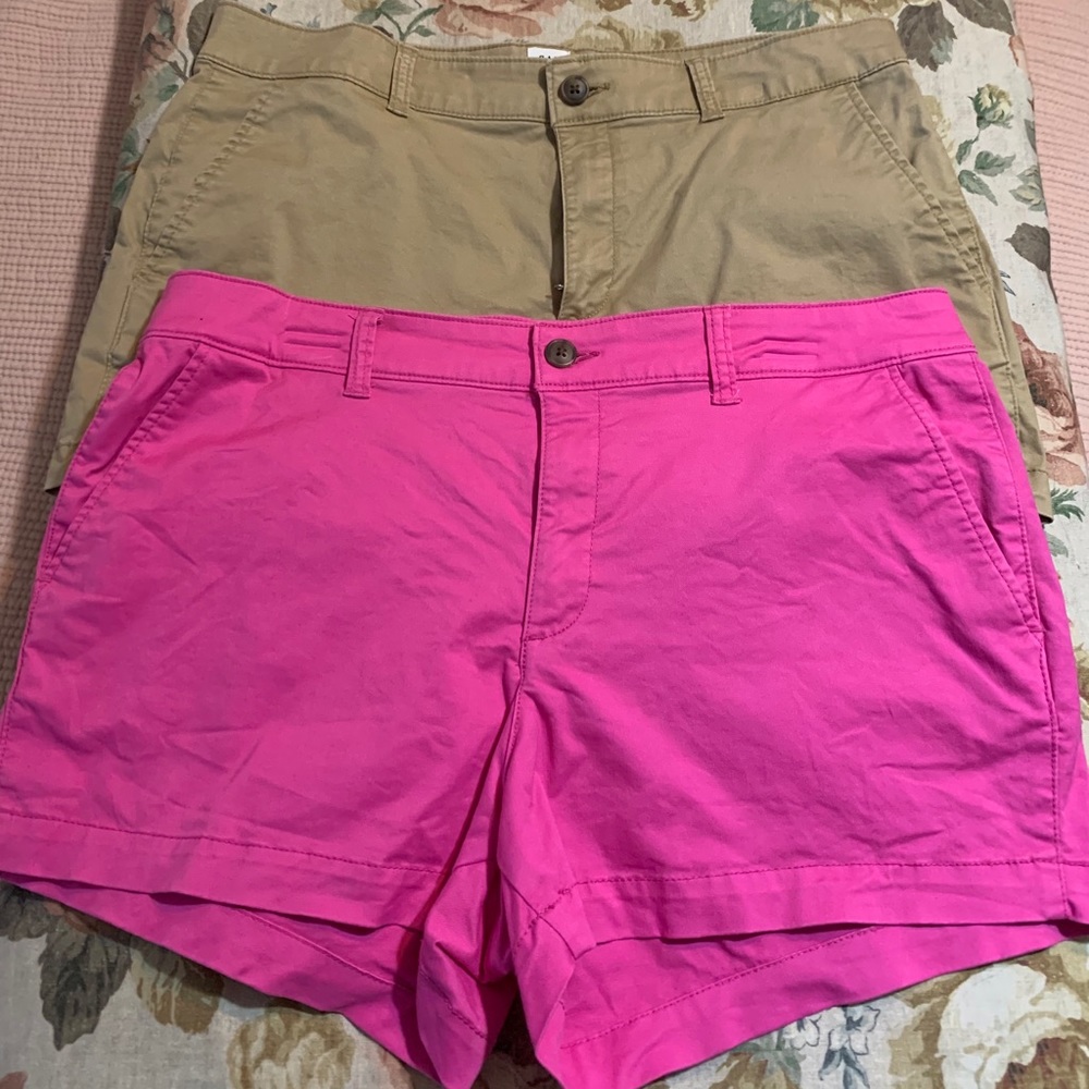 2 Gap 3” shorts size 10